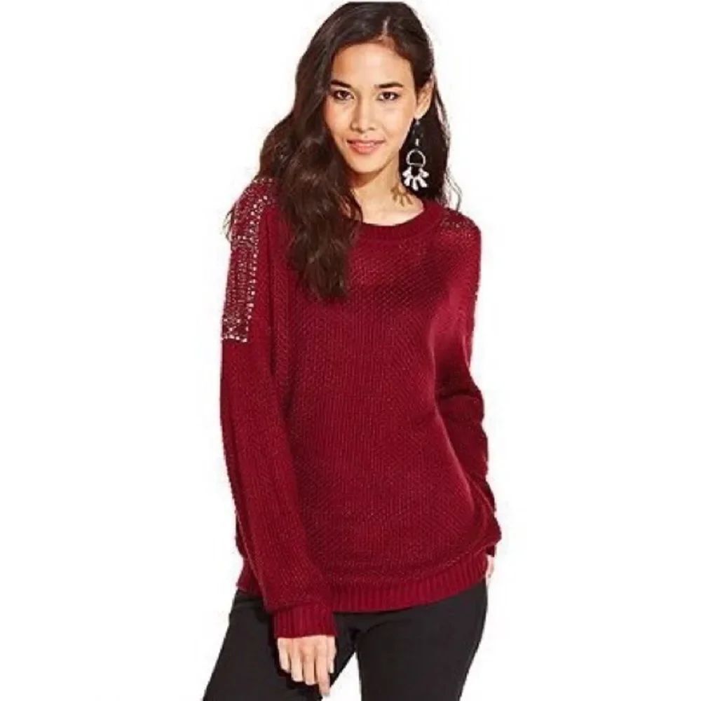 ✨2xHP 12-6-16✨Long Sleeve Beaded Sweater✨